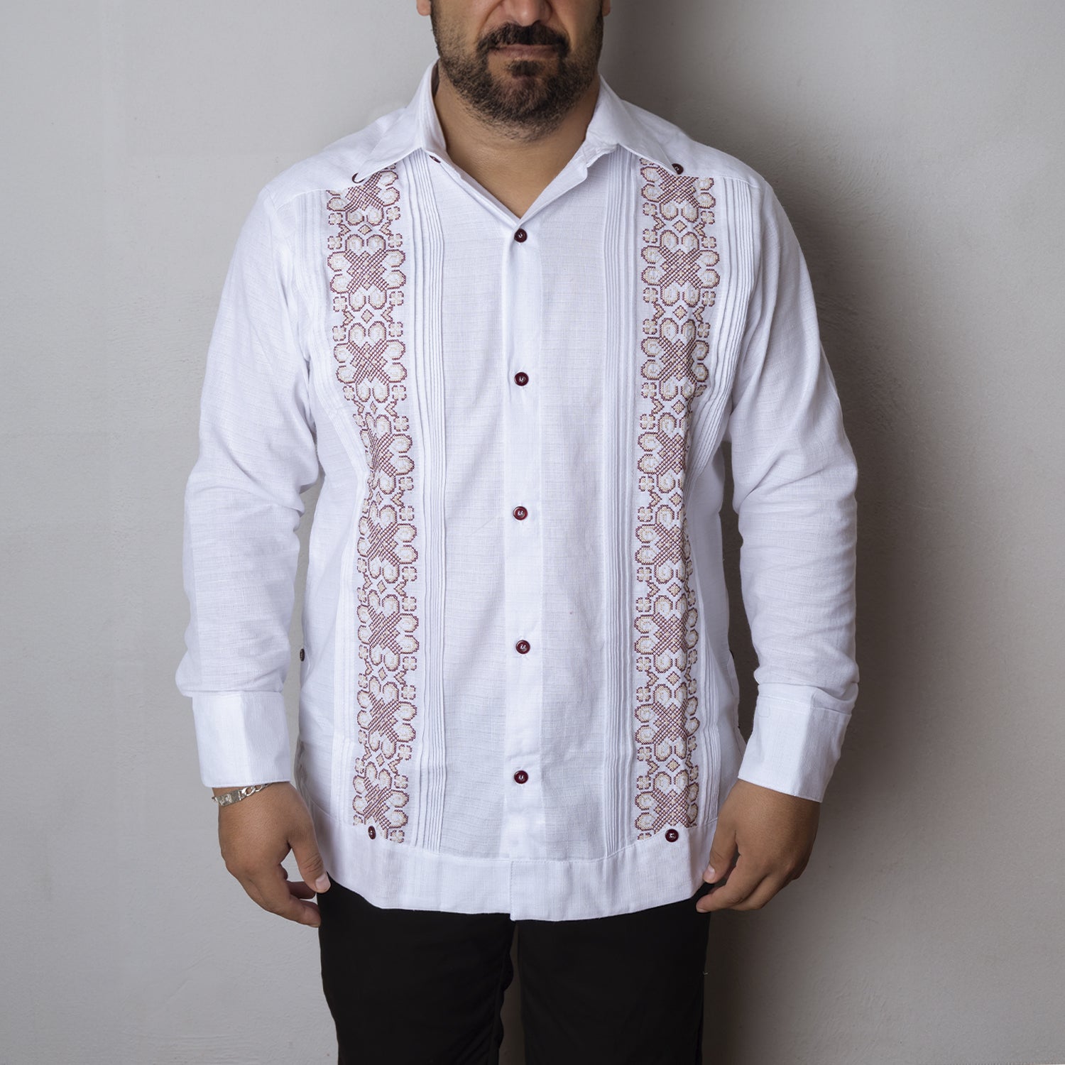 Guayabera Yucateca Hombre Lino flame Bordado Vino Gobernador